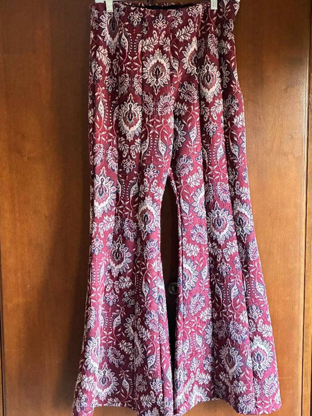 Anthroplogie Floral Paisley Flare leg Pants size 6